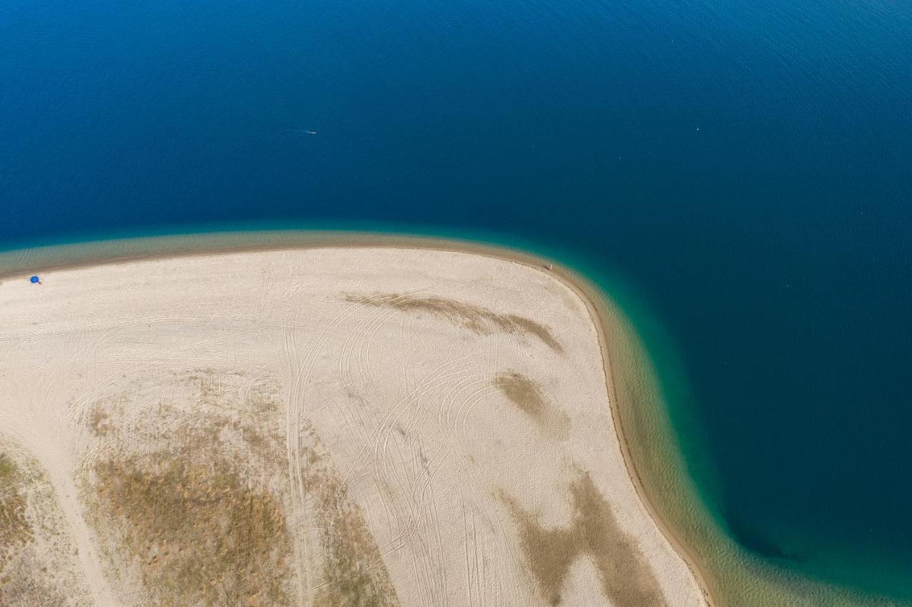 Bisaltae Seaside Suites Keremetli Dış mekan fotoğraf