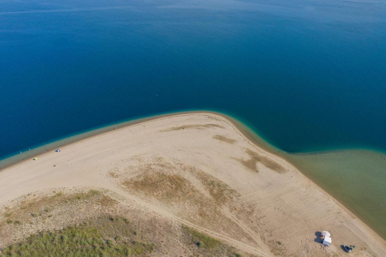 Bisaltae Seaside Suites Keremetli Dış mekan fotoğraf